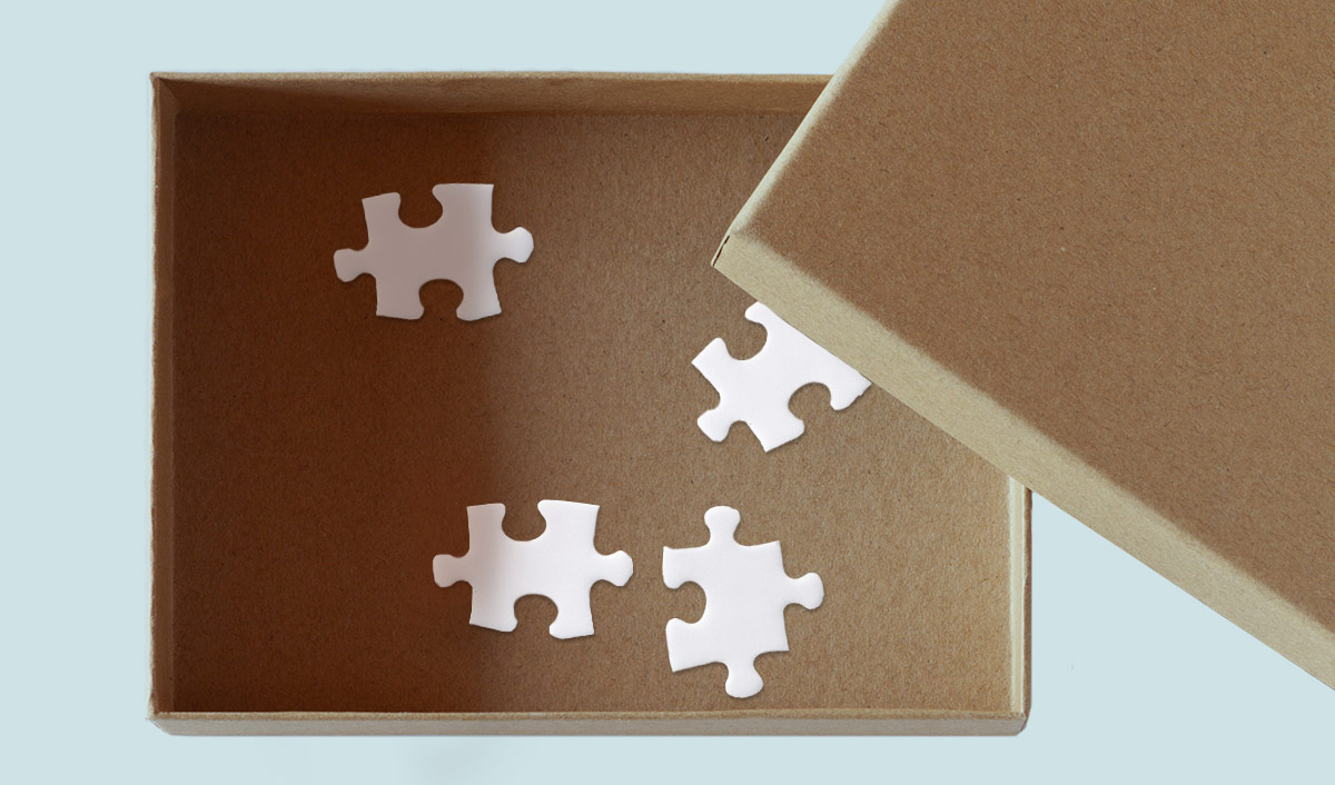 Abschlussbild DIE HOSTIE Teil 11 Puzzleteile in Kiste